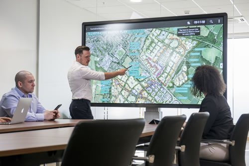 rapid-clevertouch-ux-pro-collaborate-meeting
