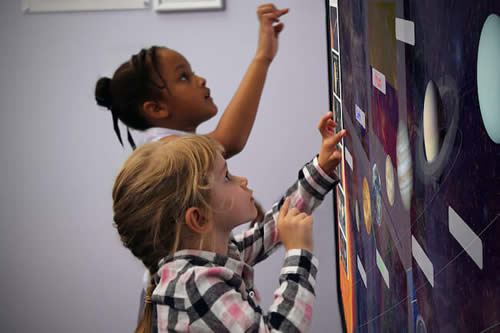 children using promethean display